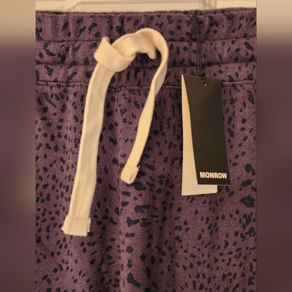 MONROW Mini Cheetah print joggers with drawstring in brown size XS - Picture 5 of 10